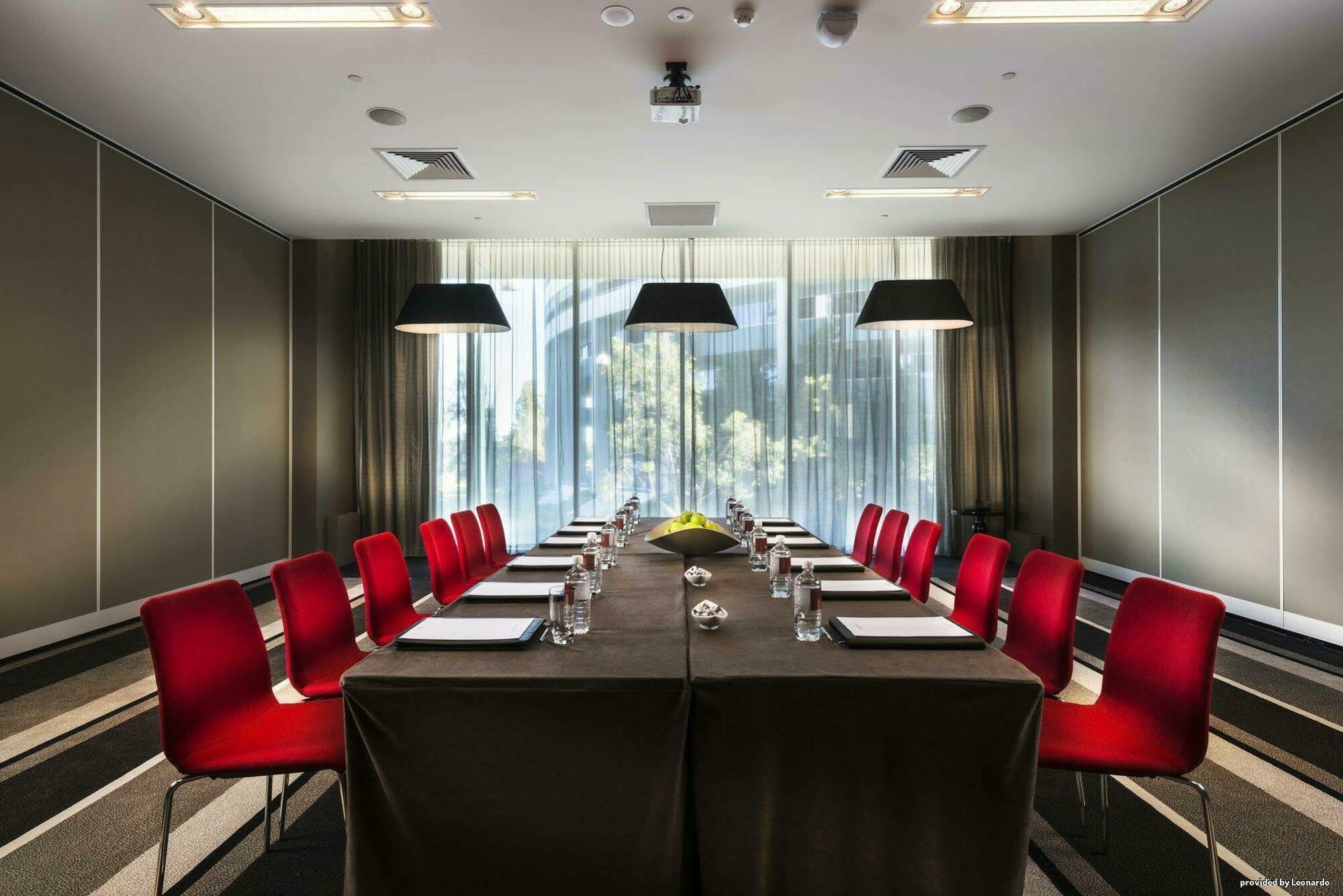 Fraser Suites Perth Kültér fotó Meeting room